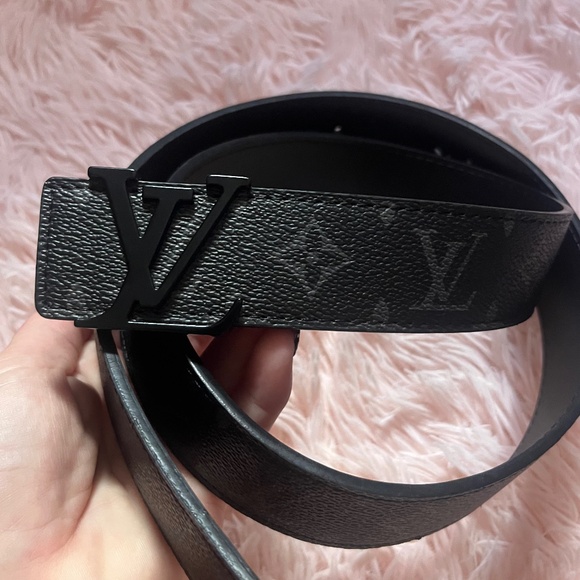 Louis Vuitton Belt - Picture 1 of 6